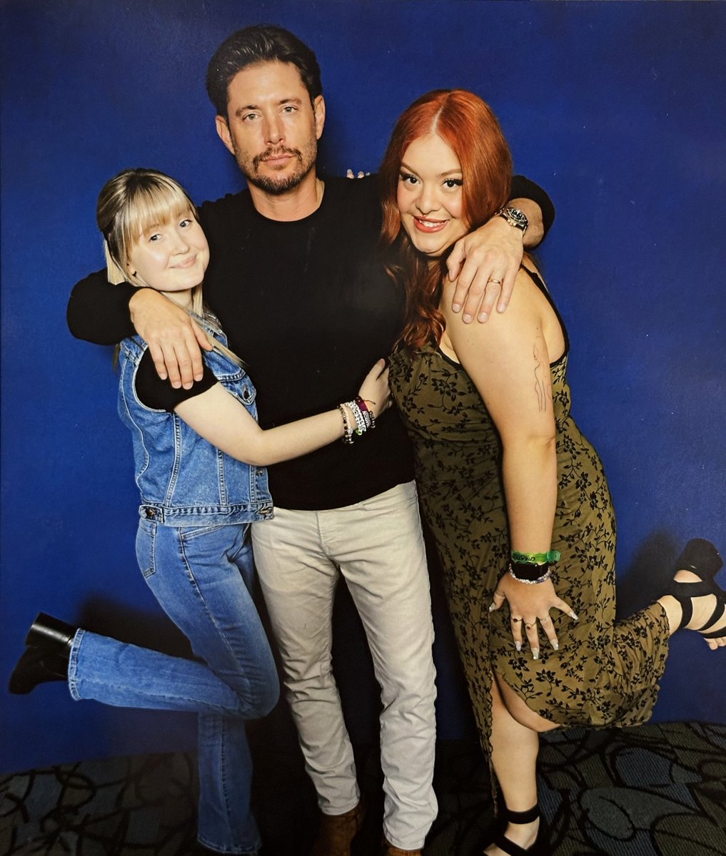 trenchxdaddy's tweet image. what’s 4+4? ate #spnnj #njcon
