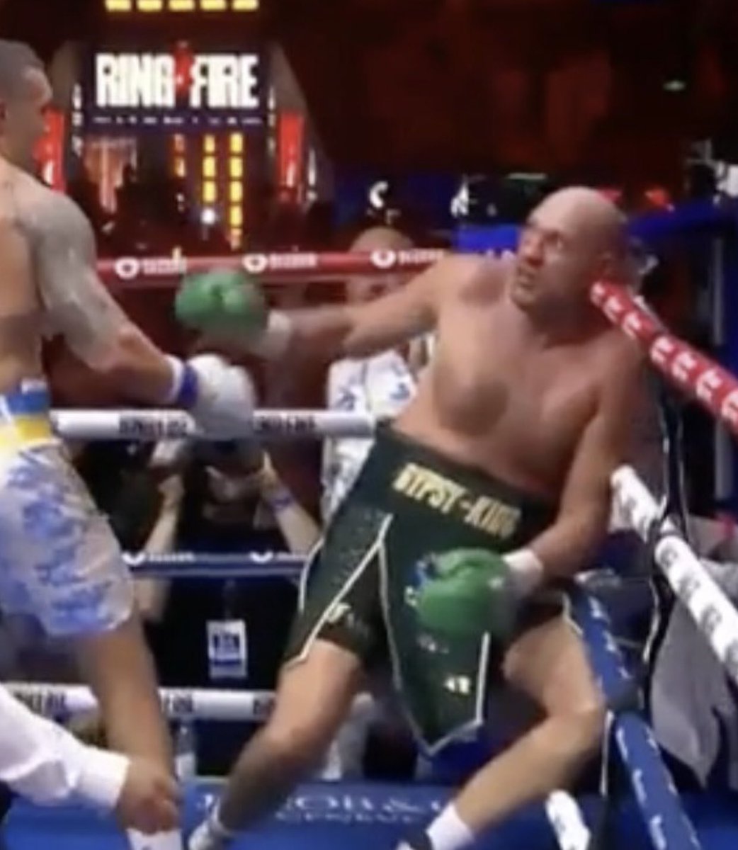 BoxingJb's tweet image. Went from this to this