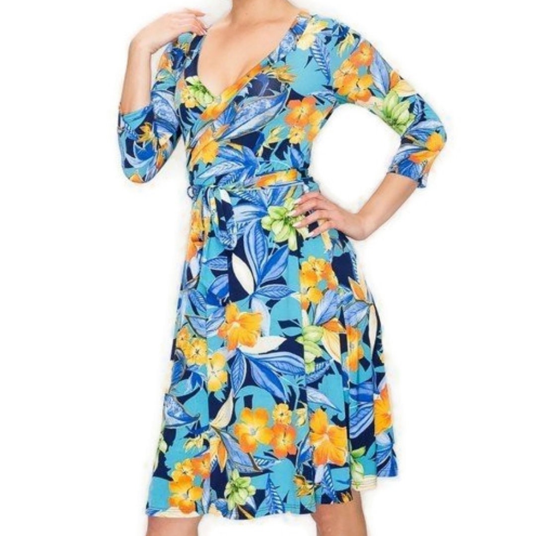 Sea Blue Floral Faux Wrap Knee Length Dress tuppu.net/136c837a #wedding #maxidress #jumpsuits #plussizefashion #smallbusiness #janettefashion #bridesmaid #womenfashion #VenechiaFashion