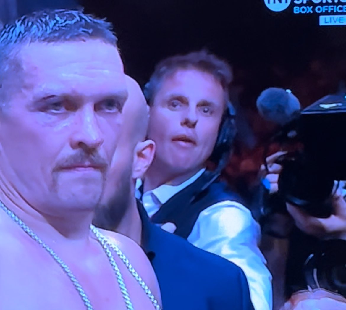 Champion <a href="/ian_toddy/">Ian Rowlands</a> 🤣