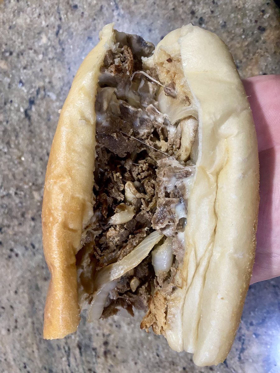 Does cheese whiz belong on a cheesesteak?