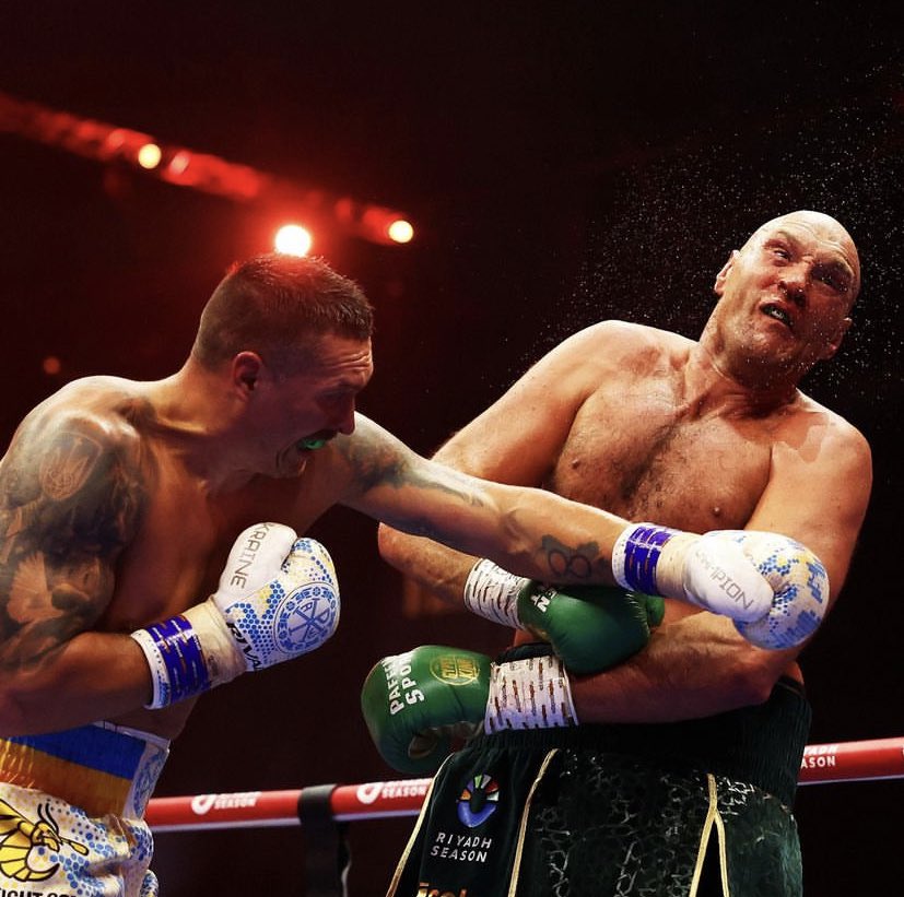 Seeing Fury’s disgraceful behaviour this moment made my hear sing 🇺🇦🥊🇺🇦

Beautifully done, Usyk 💅