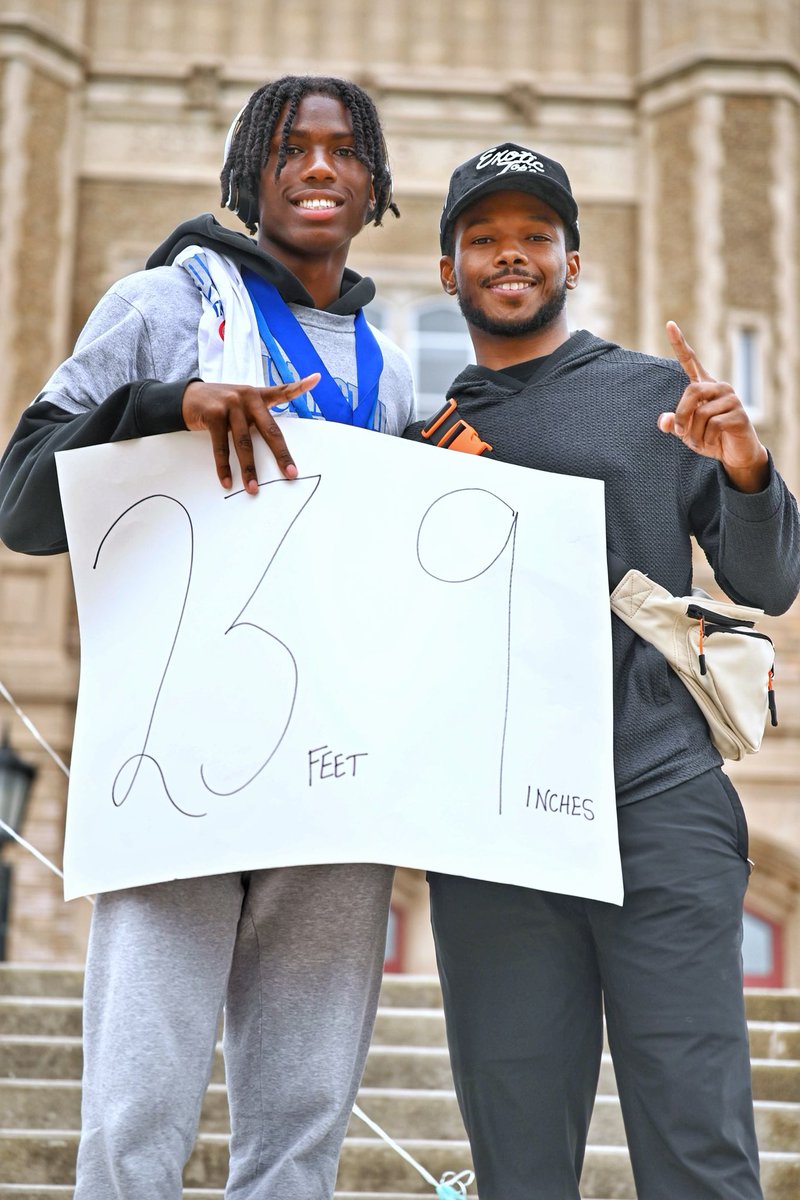 Reading High Great Imani Brown passing down the torch to the new RHS record holder, Xavier Beatty. #blessings