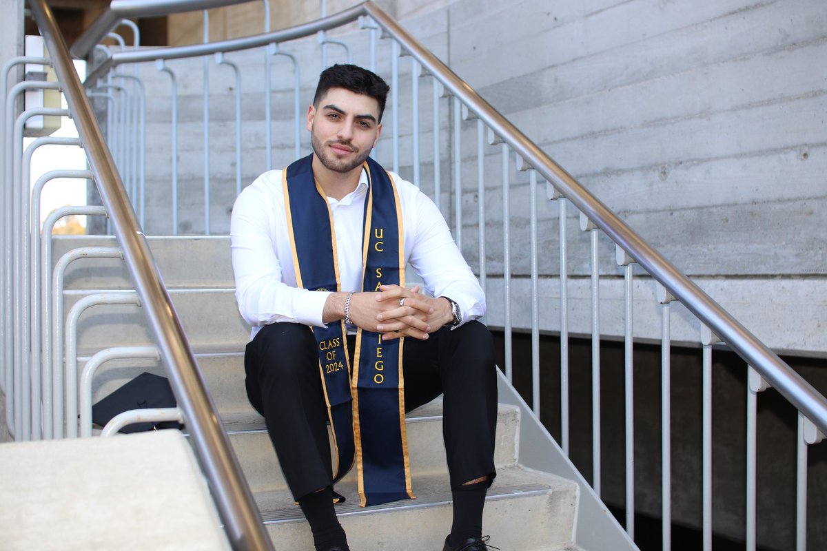 TheOriginalRoyal tweet media