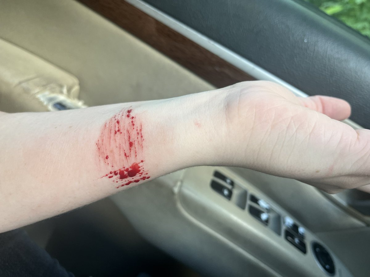 xxxxxxxxero's tweet photo. shallowest relapse known to man kind https://t.co/e7cAv7J5VB