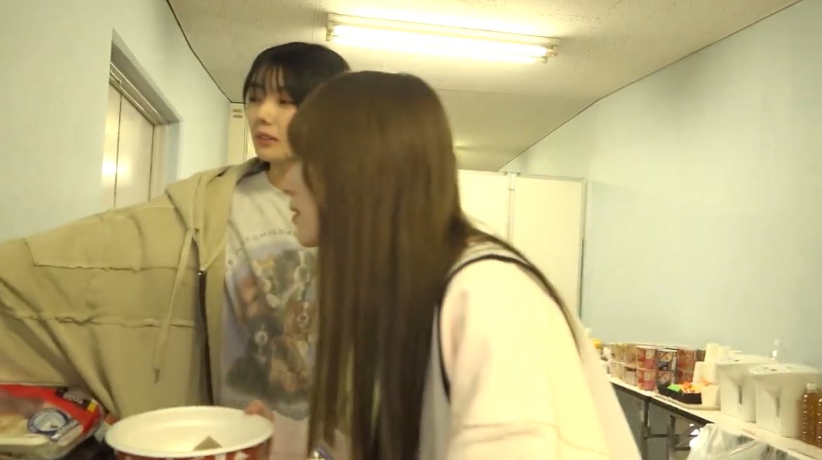 momo__7575's tweet image. 藤吉夏鈴ちゃん着用🫶🏻

SCULPTOR
PUPPY FRIEND T-SHIRT
wear.jp/item/53544535/

#櫻坂46 #藤吉夏鈴 #櫻坂3rdアニラ #櫻坂46_自業自得