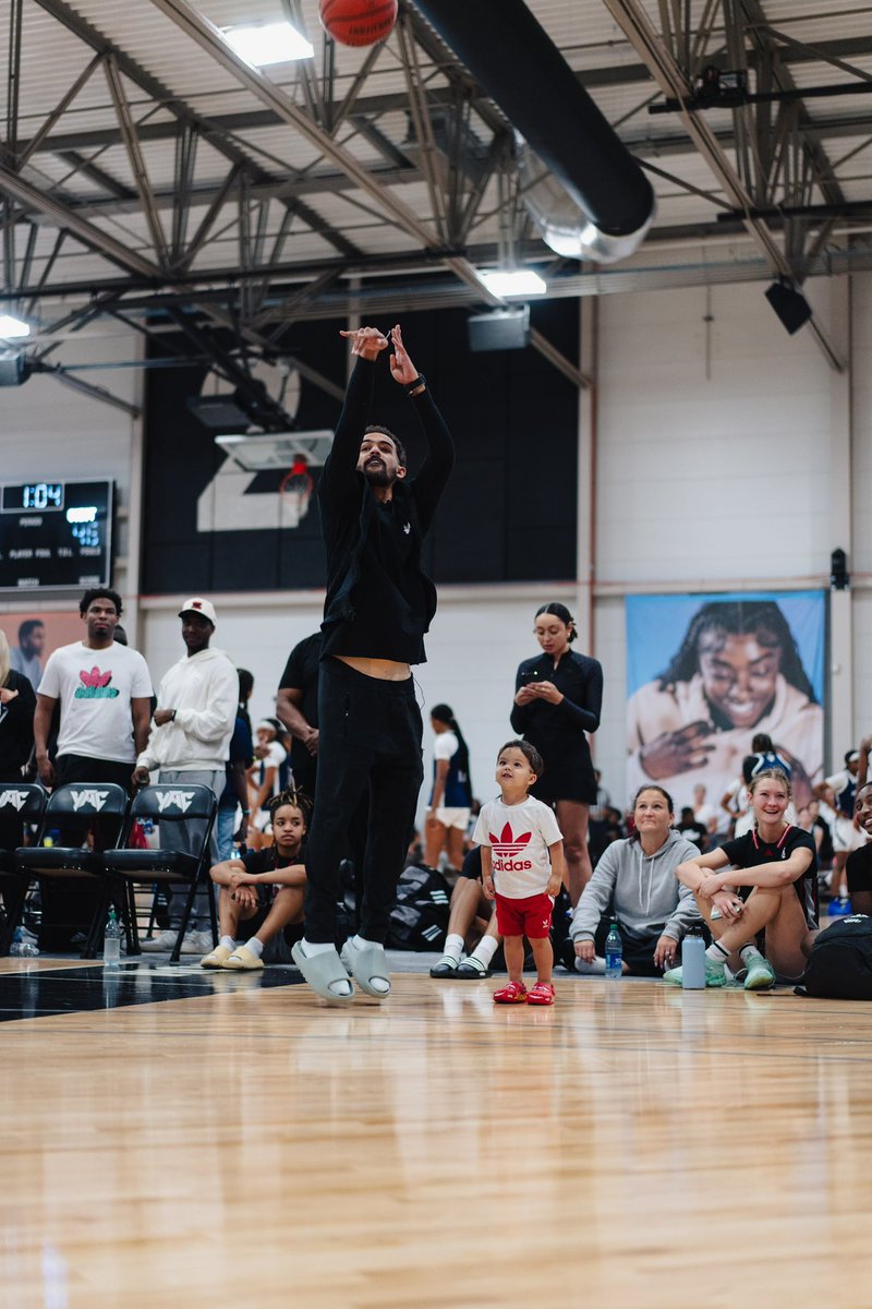 Trae Young tweet media
