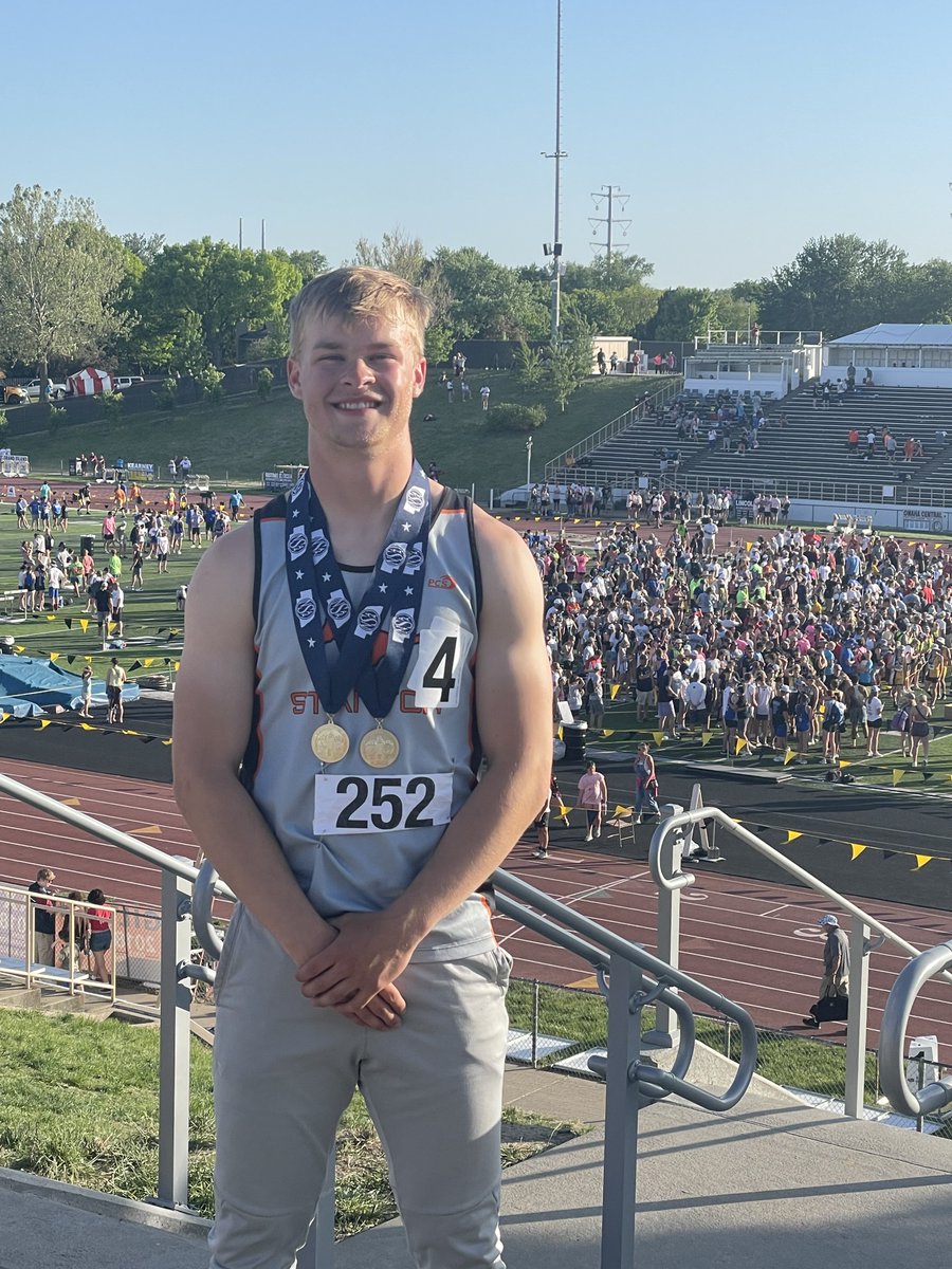 STATE CHAMPION! Congratulations, Mitchell Hupp on winning the 100 and 200 finals to earn a gold medal at the state track and field meet!

#MustangPride🐴🥇