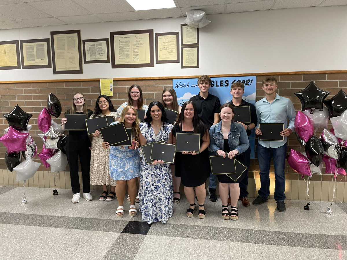 Congratulations to the AHS Alumni Scholarship Winners!