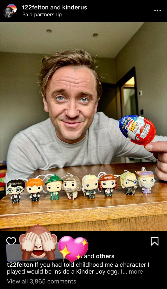 Feltson Temma (@feltsonships) on Twitter photo Ah, yes. Draco and Hermione are coincidentally beside each other.
😏😭😂❤️✨
Calm down my heart.
#Dramione #Feltson
#EmmaWatson #TomFelton
<a href="/EmmaWatson/">Emma Watson</a> <a href="/TomFelton/">Tom Felton</a> Ah, yes. Draco and Hermione are coincidentally beside each other.
😏😭😂❤️✨
Calm down my heart.
#Dramione #Feltson
#EmmaWatson #TomFelton
<a href="/EmmaWatson/">Emma Watson</a> <a href="/TomFelton/">Tom Felton</a>