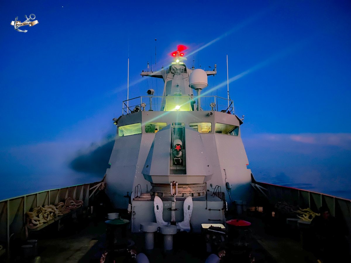 Surcando los #MaresMexicanos, la tripulación de la Patrulla Oceánica ARM “Durango” (PO-151), les desea… #BuenasNoches