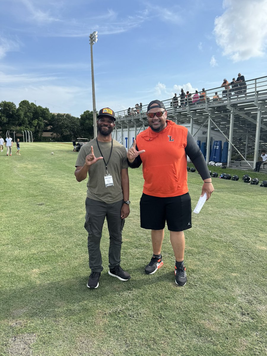 Day 16. @LHSDreadnaughts Coach Frazier

#H2SpringTour #flhsfb