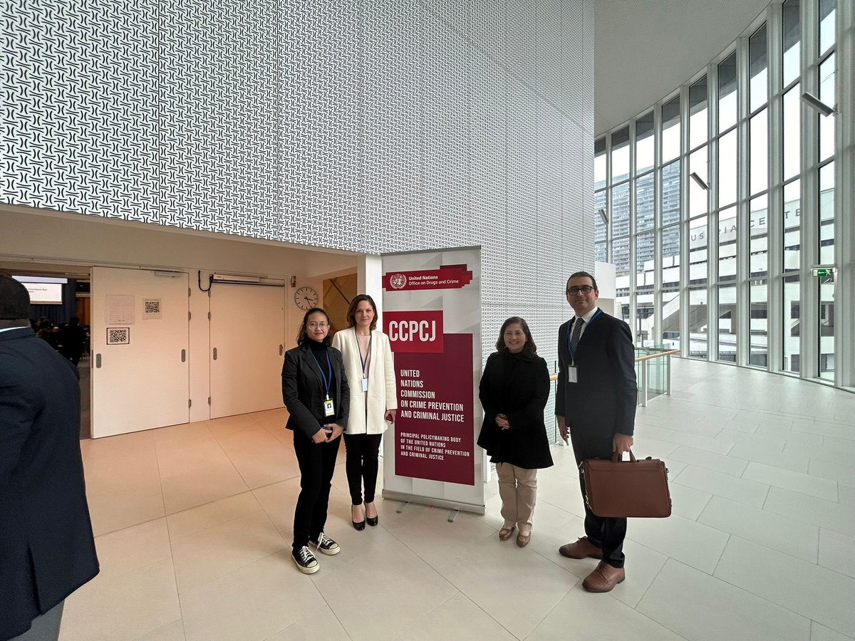 @AssoECPM with @ADPANetwork @IHRights & @KontraS at #33ccpcj @UNODC for our side event on “#Deathpenalty, Criminal Justice & Drug related offenses”. We discussed legislative changes, work of intnl bodies vs. reality of DP for drugs in Asia. Special acknowlgmt to the panelists!