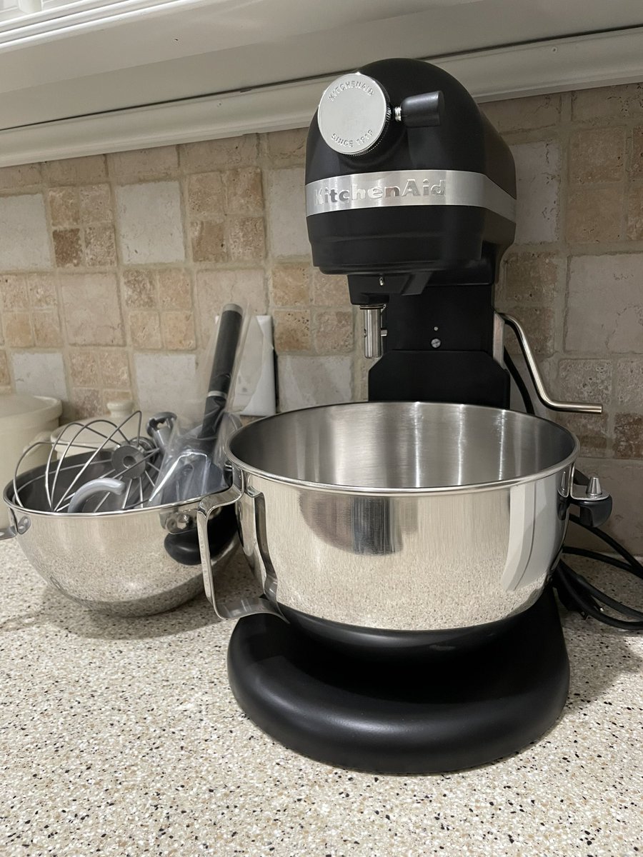 Watch out world — 

Medic gifted me a KitchenAid! 😍🥰

(Never owned one — super excited!) 

Advice? Attachments? Tell me!!