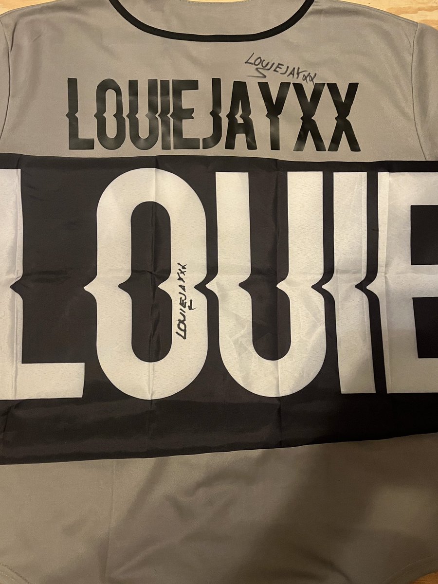 KCCustoms (@kccustomizes) on Twitter photo Made it into this year… My first show of 20204 crowd was on the smaller end but the music was big the visuals <a href="/LOUIEJAYXX/">LOUIEJAYXX</a> had were dope 😵💫 and they had the pits going… it was a great way to start the year off. Made it into this year… My first show of 20204 crowd was on the smaller end but the music was big the visuals <a href="/LOUIEJAYXX/">LOUIEJAYXX</a> had were dope 😵💫 and they had the pits going… it was a great way to start the year off.
