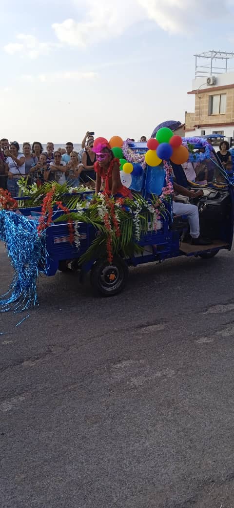 Tradición, alegría y cubania en Santa Fe, Playa. Cuba q linda es Cuba!!! <a href="/Alexisgonz09/">Alexis Gonzalez Inclan</a> <a href="/NayraLuis1/">Nayra Luis</a> <a href="/madaylinares1/">maday herrera linares</a> <a href="/rosa_aulet/">Rosa Magdalena Aulet Jiménez</a> <a href="/YaitalyA/">Yaitaly Averoff</a> <a href="/IrmaLuisaVarga1/">Irma Luisa Vargas Reyna</a>