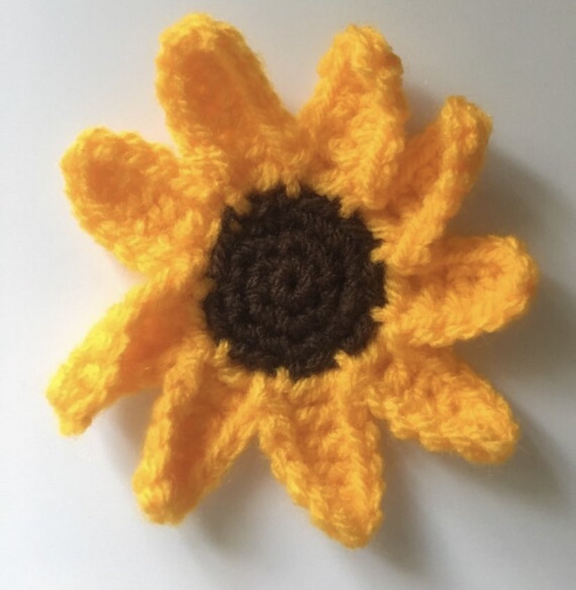 Today it's May Ray Day which is something to do with celebrating the sun, I think! ☀️ so here's something sunny you can find in my #etsy shop 🌞 okthenwhatsnextcraft.etsy.com #earlybiz #crochet #ukgiftam #ukgifthour