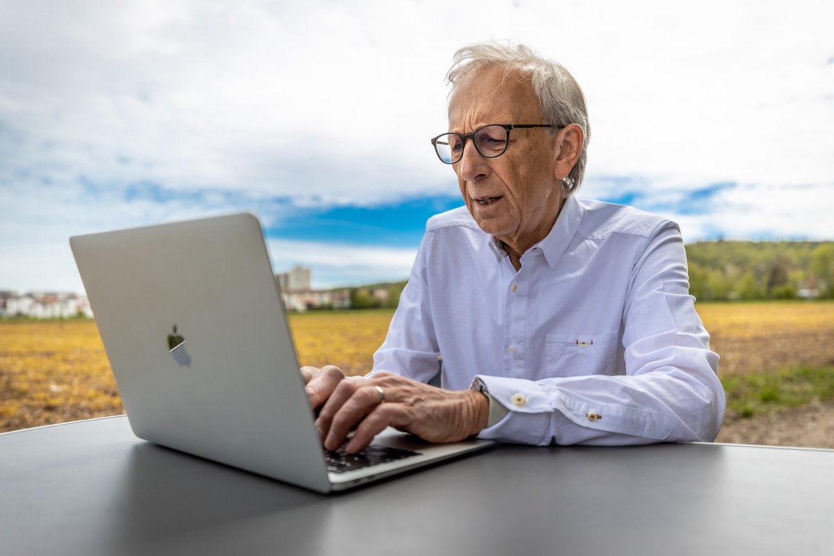 Pfingsten – Erleuchtung garantiert? Leider nicht für uns Apothekers. Zwar mag es einige gute Ansätze geben. Aber die Erleuchtung zur schlechten Lage der Apotheken will so gar nicht auf die Politik überspringen. Mehr in meinem lieben Tagebuch: bit.ly/3K80VLe