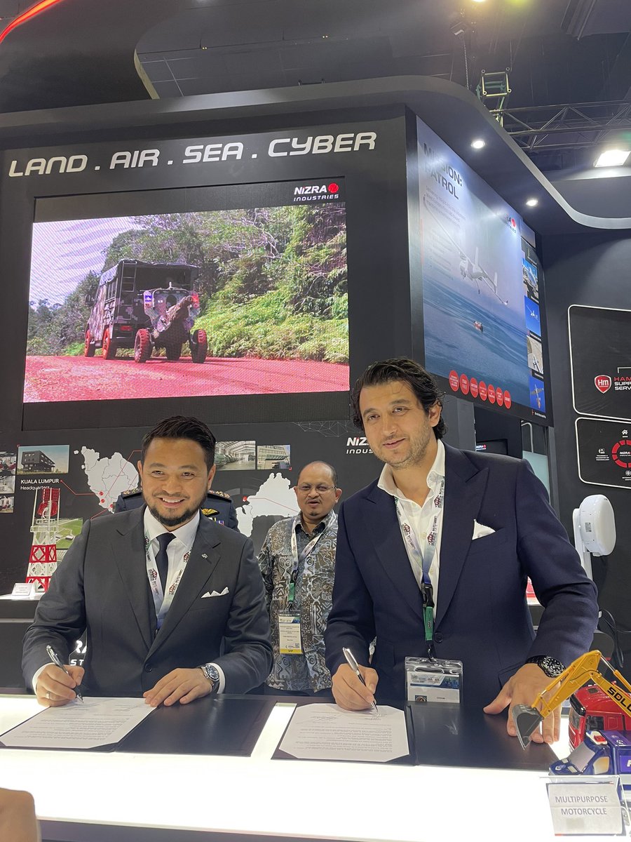 LpsChain and NIZRA Industries have signed agreement to cooperate in Malaysian market with a ceremony. Malaysian data is secured by LpsChain and Nizra Industries. 
#LpsChain #LPS #NIZRA #Malaysia #datasecurity