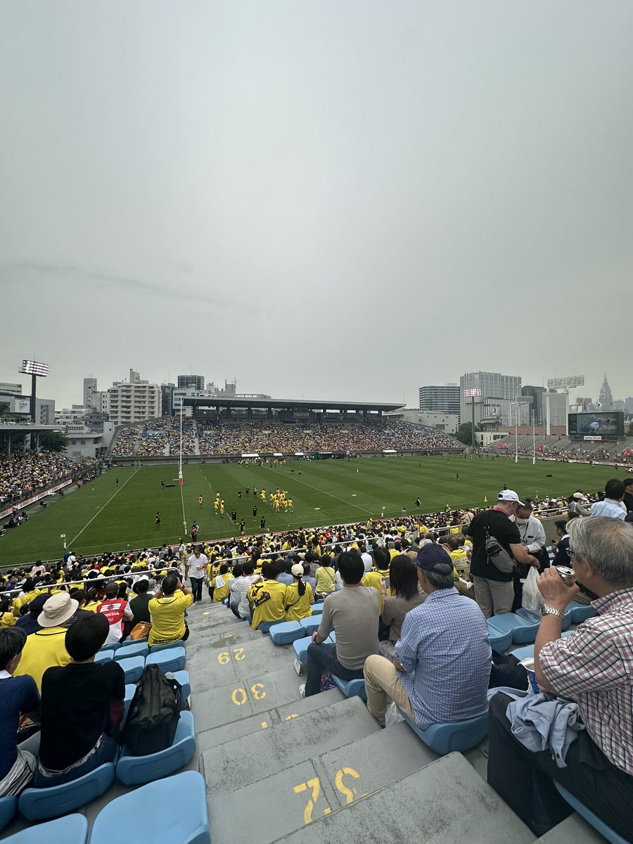 体調が落ち着いたので無事現地観戦🏉🔴🟡