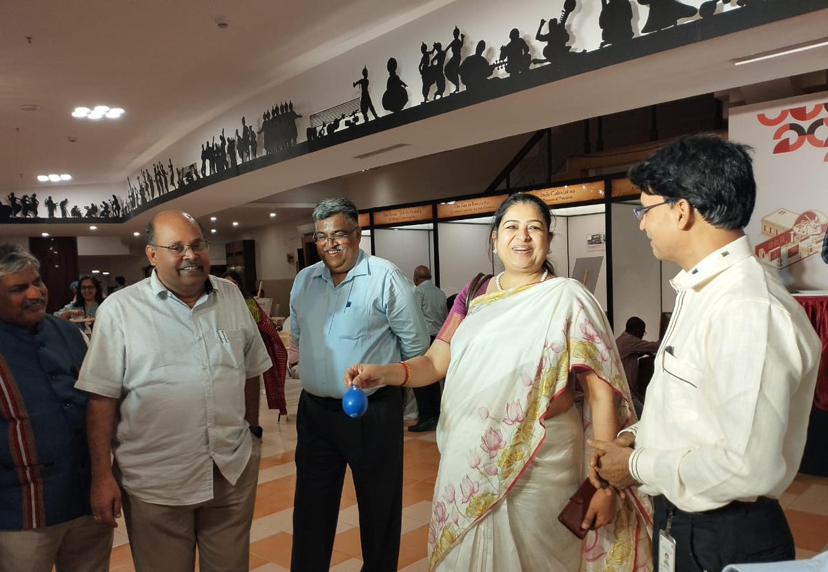 Moments from the visit of dignitaries to the #ScienceExposition and #ScienceDemonstration by @BITMKolkata, a Unit of @ncsmgoi, @MinOfCultureGoI - part of #InternationalMuseumExpo - on May 18, 2024.
