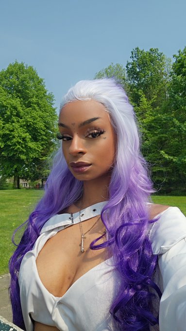 Grand rising maggots! Your goddess is awake and in for a day of reset and self care. Now hurry up and