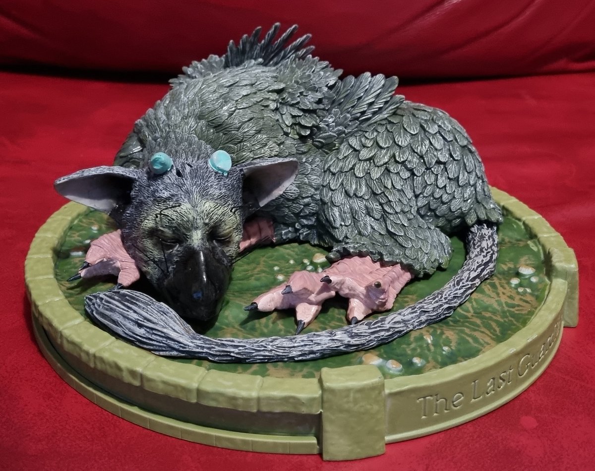 @Ziggy_Princess_ This was such an amazing and beautiful looking game! Have you played The Last Guardian as well, from the same studio? I loved it so much I bough the Trico collectable!