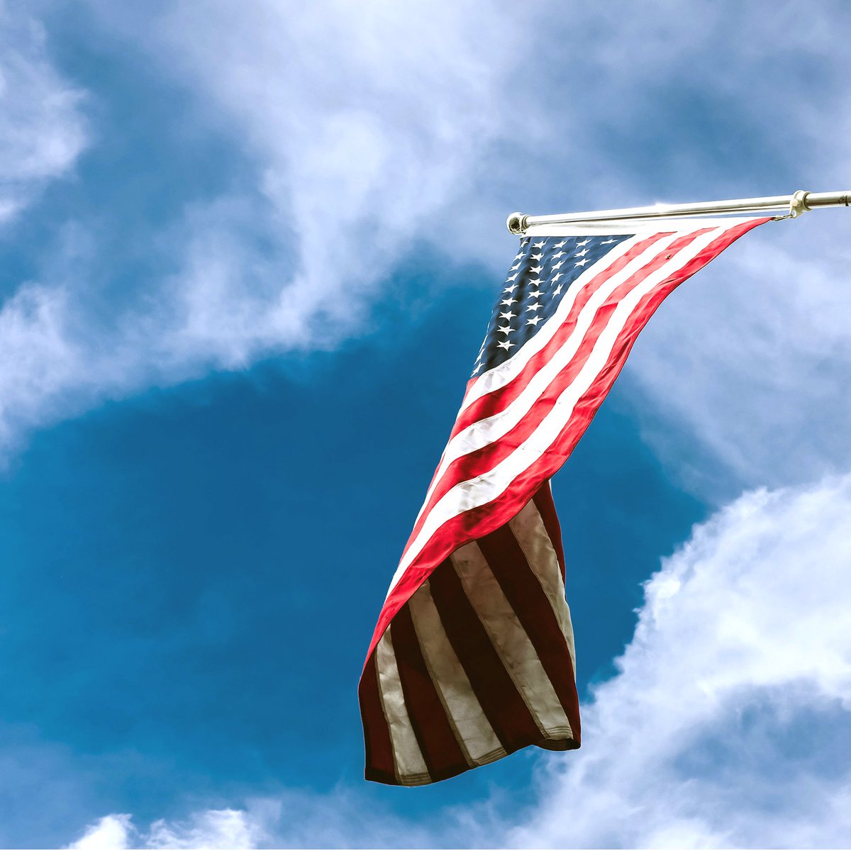 EAG_LED's tweet image. On Memorial Day, we remember those brave heroes who courageously made the ultimate sacrifice for our freedom. Please join us in remembering the fallen.

50 second video: eag-led.com/perfect