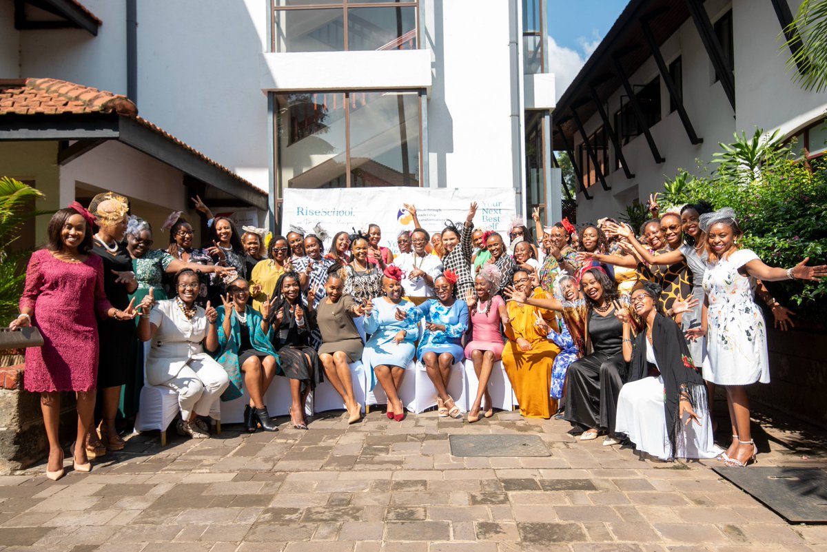 Another splendid day well spent with my Amazing Sisters in RICA learning how to be a BANI leader in today's world to be Brave, Agile and Nurturing while upholding Integrity @PatMurugami @AmazingTablemates @HopeArthritis