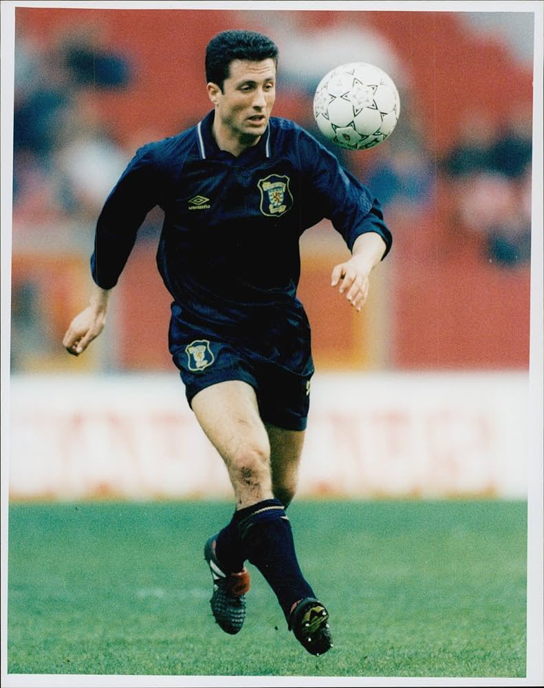 11 days to go: John Collins

Only player to play all 10 qualifiers & was joint top scorer with 4 goals thanks to strikes v Finland, 2 v Faroes & a solo effort in San Marino. Started all three games in the Finals.

#WeAreGoingToWembley