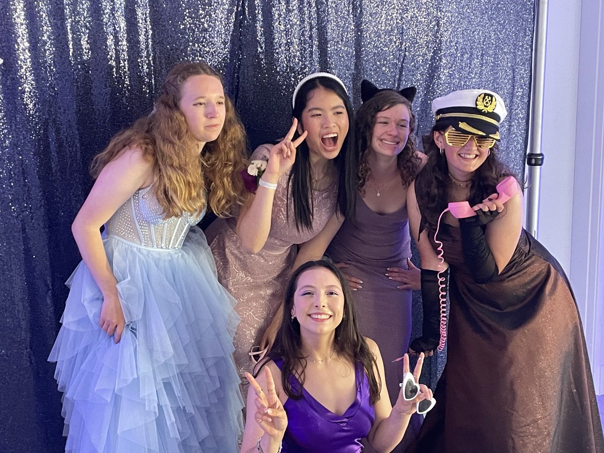 The 2024 ECHS Celestial Court Prom was a huge success at Timeless Venues in Fountain Valley. Highest attended ECHS prom to date! Thank you ASB! #echs #earlycollege #echsptsacm #nmusd #coastlinecollege #Prom #costamesa #newportbeach
