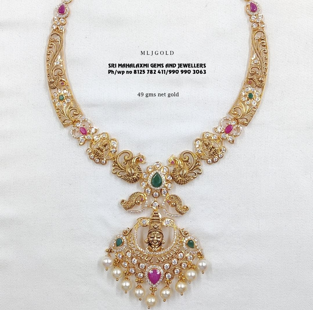 Presenting Latest Kanti Necklace designs in perfect
finishing.
visit our 4-floor mega showroom for the best wedding
sets in Gold and diamonds.
connect instant video call on 990 990 3063 or 8125 782
411 from 11 am to 8 pm
#mljgold #mahalaxmi #srimahalaxmi
#srimahalaxmigems