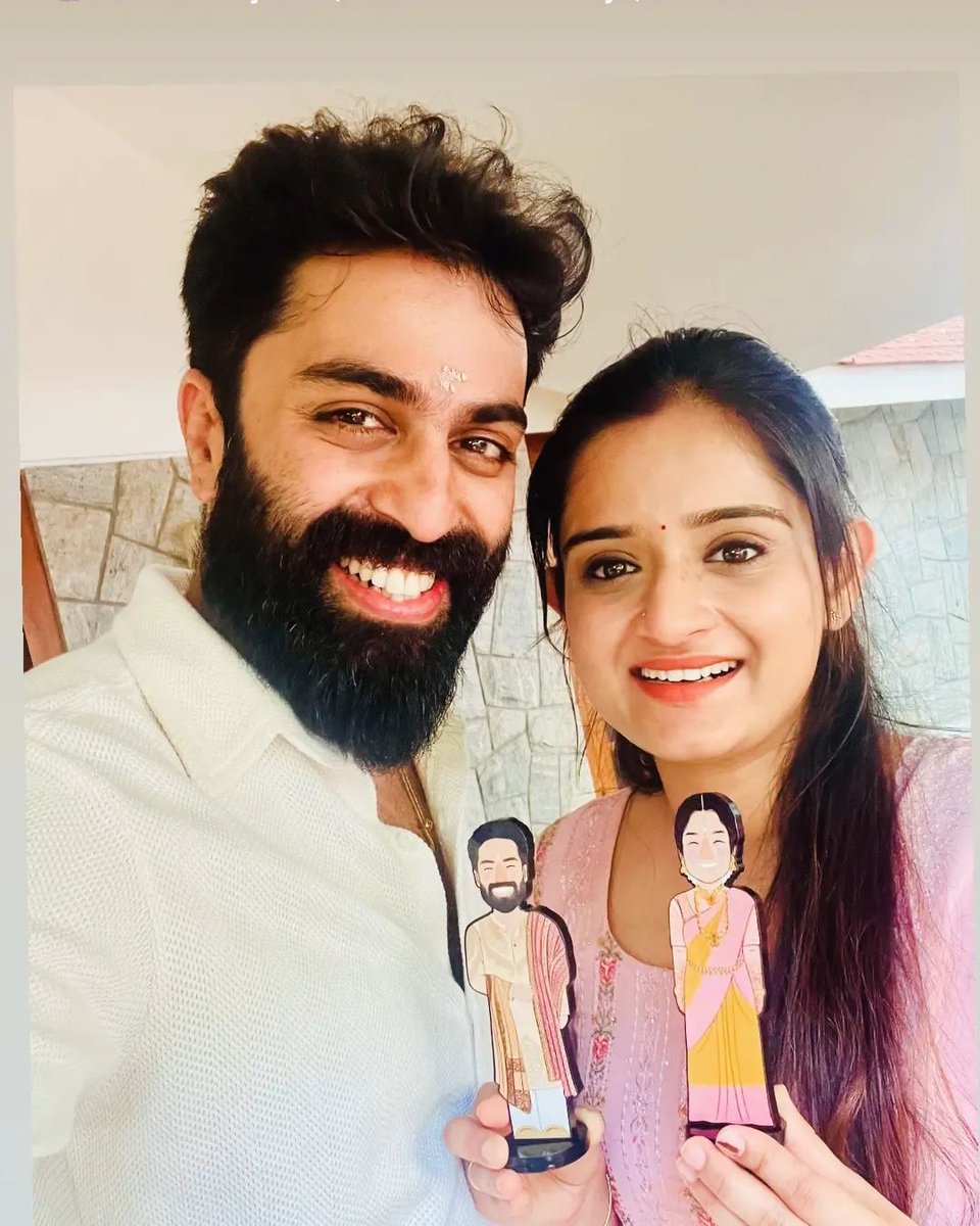 It's a GGG DAY❤️Govind Gopika Gulbonda Day! ❤️😊😍🤩🤩 @padmasoorya and @gops_gopikaanil , thankyou for sharing your Gulbonda moment with us!

#bestgiftever #freegift #valentinegift #valentinesgift #birthdaygifts #gifting #babygifts #bestgift