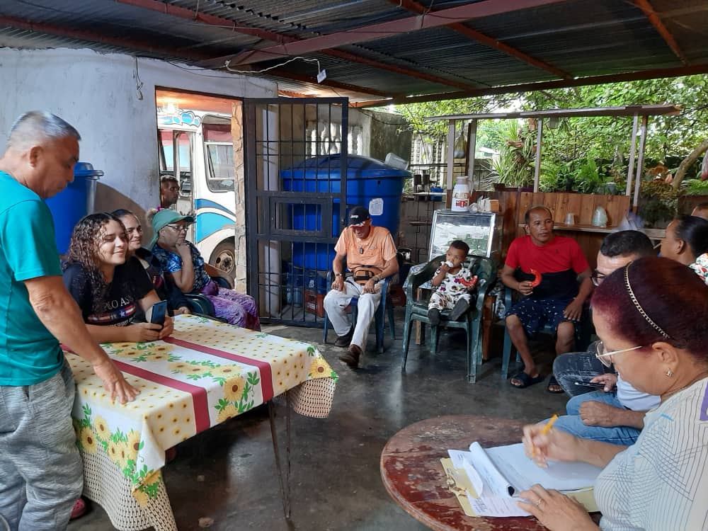 #18MAY | Encuentro con dirigentes en el sector el Nazareno de la parroquia las Cocuizas en revisión de los coordinadores de Centro y estructuras del comando de campaña. Por el rescate de la libertad y la democracia. Vamos todos con Edmundo González.