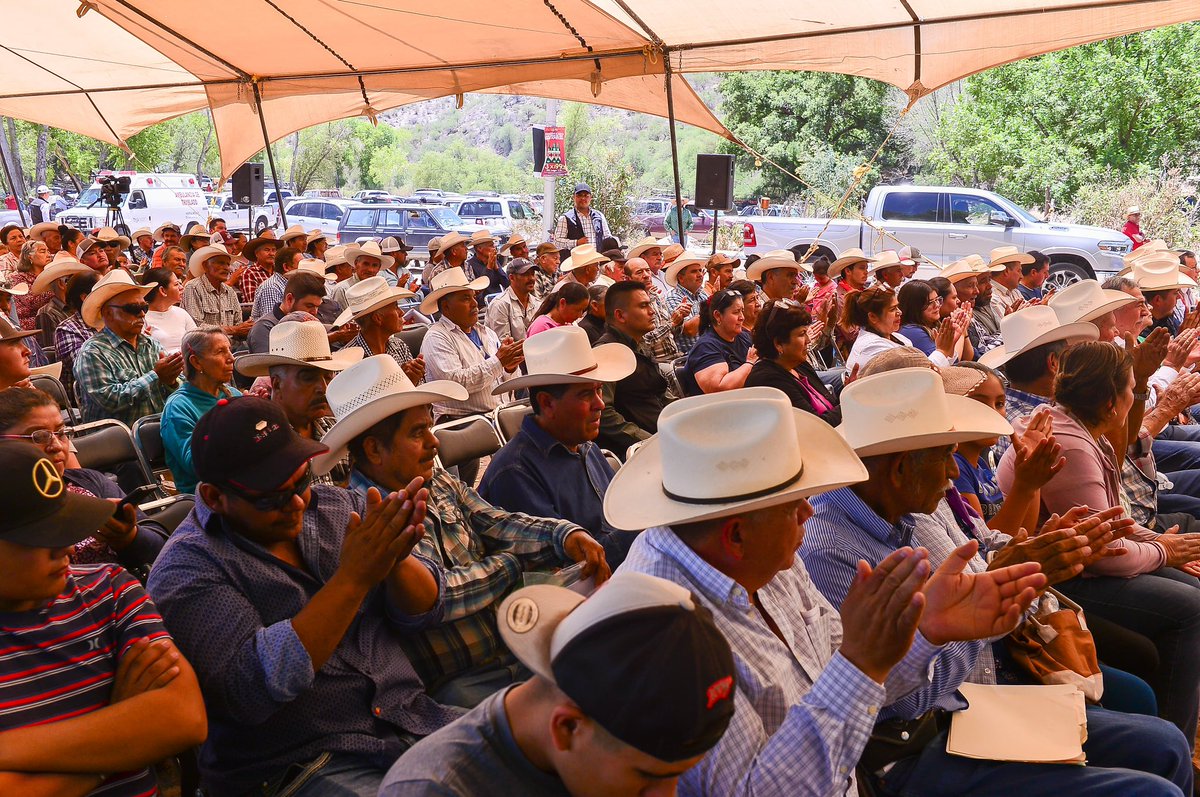 Volver a la tierra de uno siempre nos saca una sonrisa, y más cuando podemos apoyar a nuestros amigos productores duranguenses, como nunca antes se había hecho. En San Juan del Río y en cada municipio ¡esta sequía la enfrentamos en equipo!