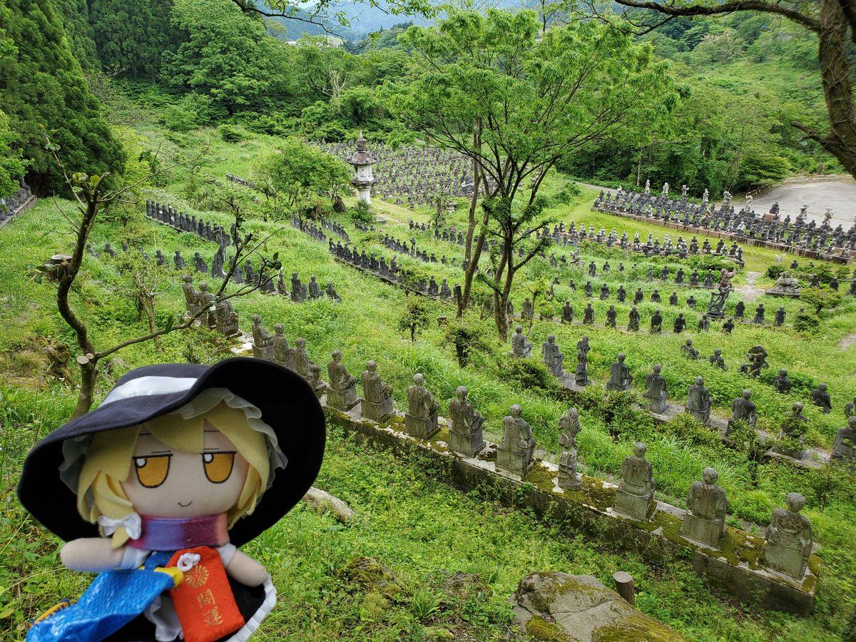 Marisa_Plushie's tweet photo. I have arrived in my 31st Prefecture, Toyama! I then happened to stumble across hundreds of statues! https://t.co/tX69Kms3O2