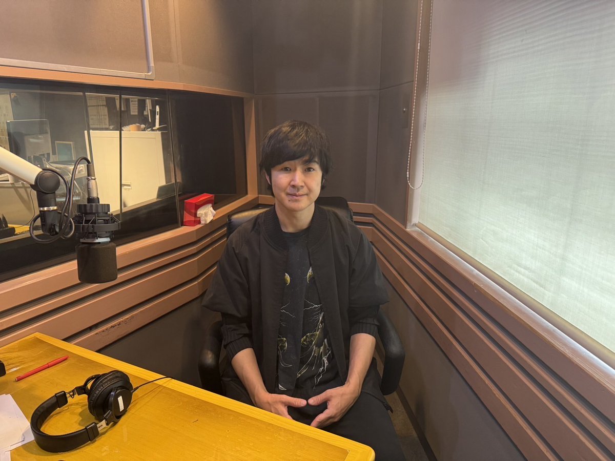 Ryota_Fujimaki's tweet photo. 【まもなく📻】
#藤巻亮太 の「#FM藤巻」はこの後12:00から

今回の放送は！
＝＝＝＝
⛰テーマにまつわる野口建さんとの思い出
📧お便り紹介
＝＝＝＝
をお届けします✨

#FMFUJI はRadikoでも📱 https://t.co/hHC83LPcu5