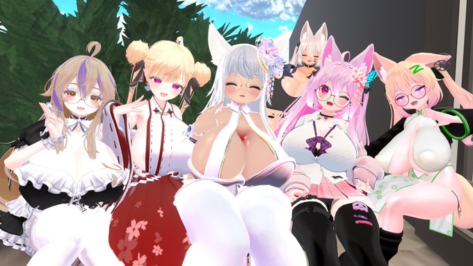 ロリ巨乳〜爆乳の集い…! 

@loNerobo_3D
@Gelbes_opfer 
@Cell_Virtualian 

あるふぁゲルさんとつばリンちゃんのダブルデカパイカリンちゃんも好き 