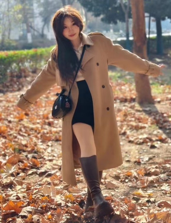 【网友投稿 No.772】长筒靴眼镜小姐姐 #眼镜娘 #眼镜妹 #投稿 #反差 #投稿曝光 #女友 #女友分享 #女友系列 #女同学 #女同事 https://t.co/rUVqVLiYgQ