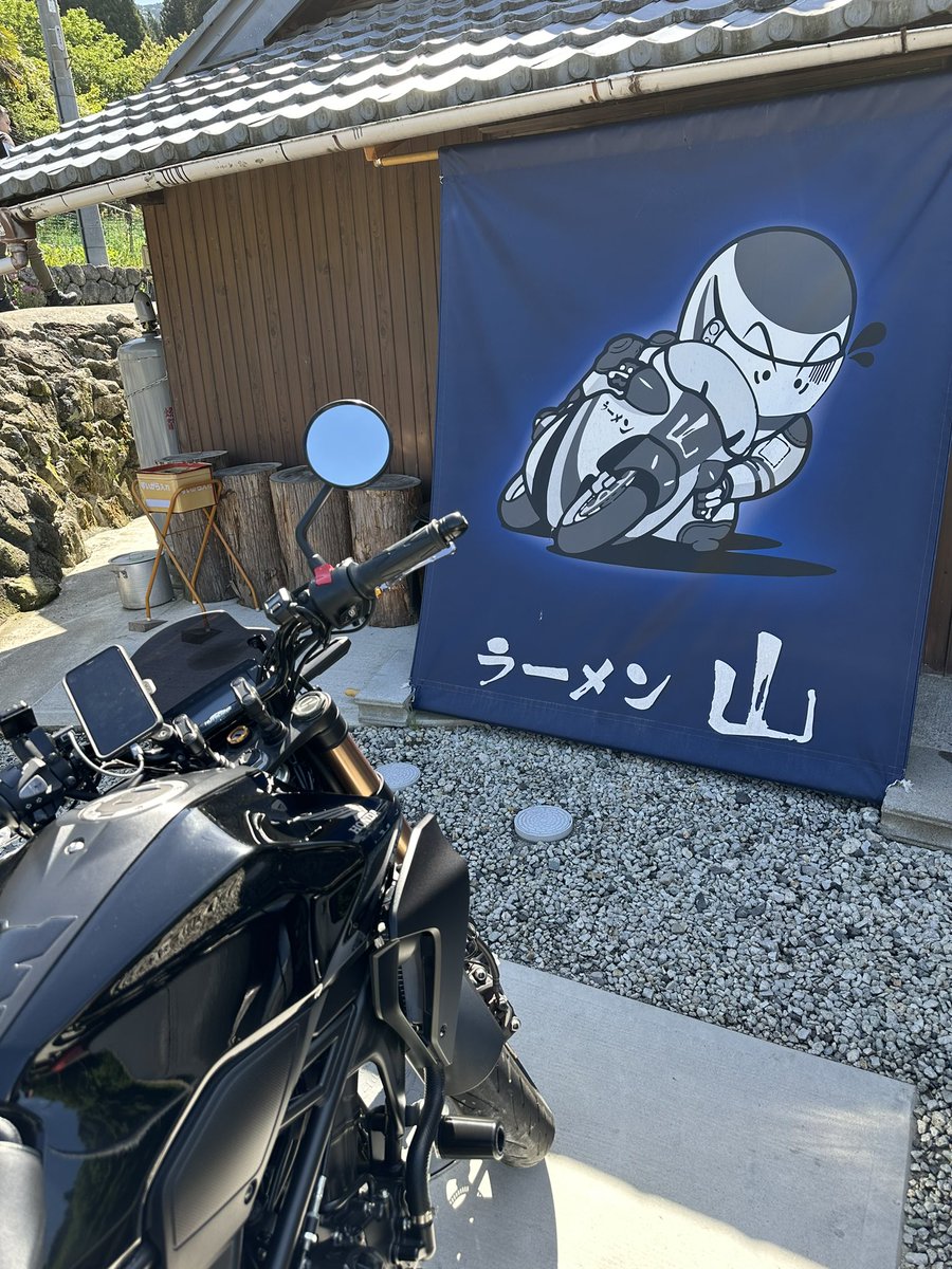heavymetam's tweet photo. 2024.5.18  #ラーメン山 #CB250R  #ツーリング https://t.co/XVTCkzNSVN