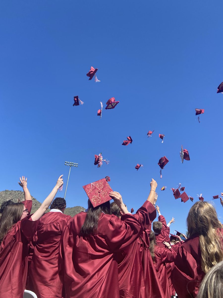Mitchell Elementary Golden,CO tweet media