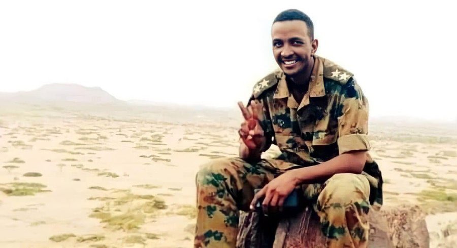 سيشهد التاريخ ان الملازم أول المجاهد الشهيد محمد صديق إبراهيم وقف مع أبناء شعبه المظلومين وكان مستهدفاً من قبل فلول النظام البائد، قيادات الجيش، مليشيا الدعم السريع.. ناضل وجاهد وعد وأوفى.. طلب الشهادة ونالها بكل بسالة.

عشت بطلاً .. استشهدت بطلاً 
انا لله وانا اليه راجعون