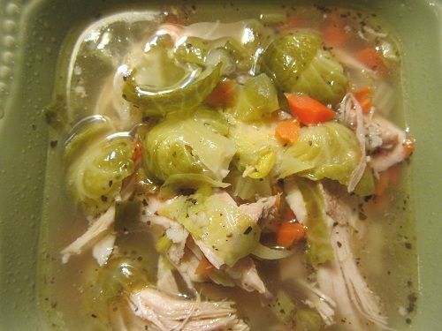 This turkey soup recipe is the best way to deal with a turkey carcass and many of your random leftovers can be included. A great pot of soup is light after a heavy holiday meal! healthy-diet-habits.com/turkey-soup-re… #Turkey #TurkeySoup #TurkeySoupRecipe #Leftovers #HolidayMeal #Soup #Recipe