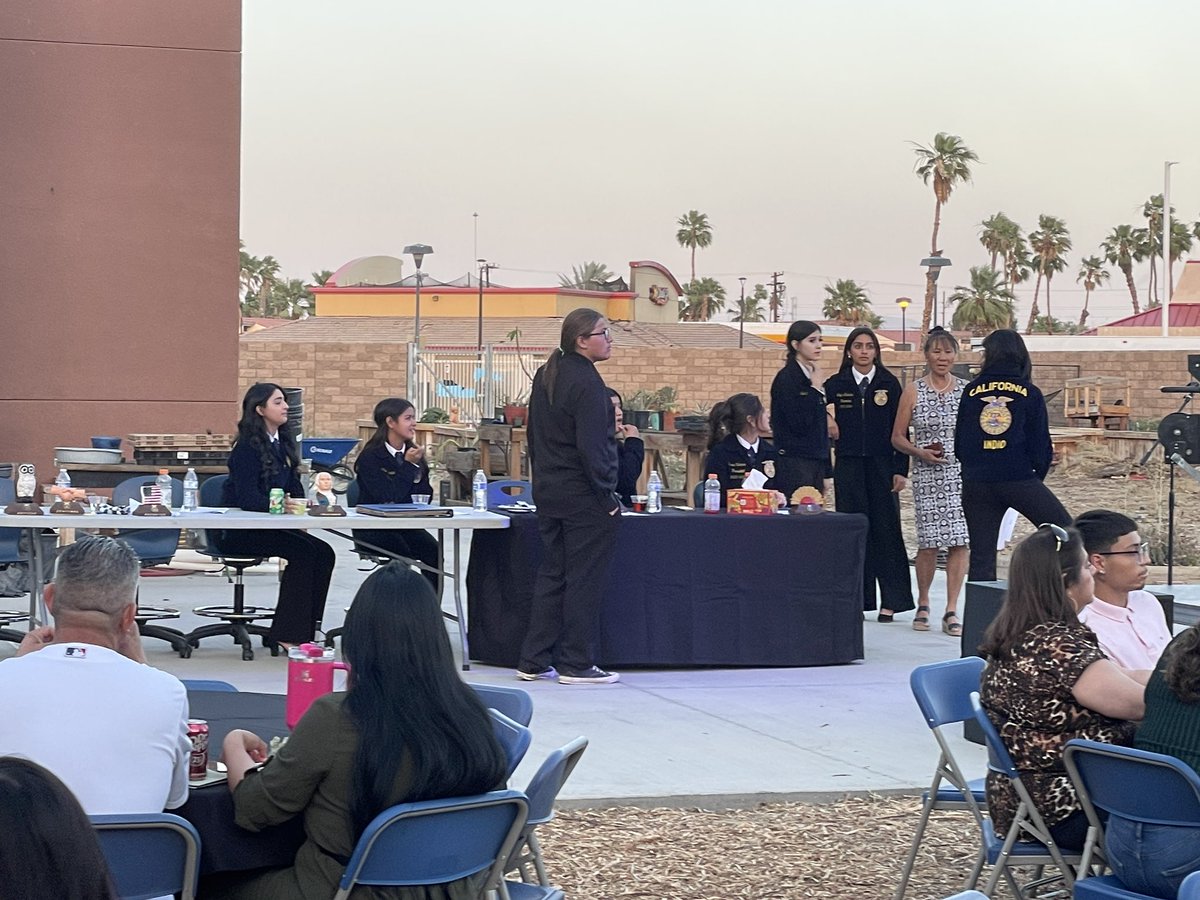 derrickLawson62's tweet photo. Our @IHSRajahs FFA banquet is out in the yard by the greenhouse and a great crowd, great event, and great Students. #FFA #RajahPride https://t.co/kqhc4jH4vE