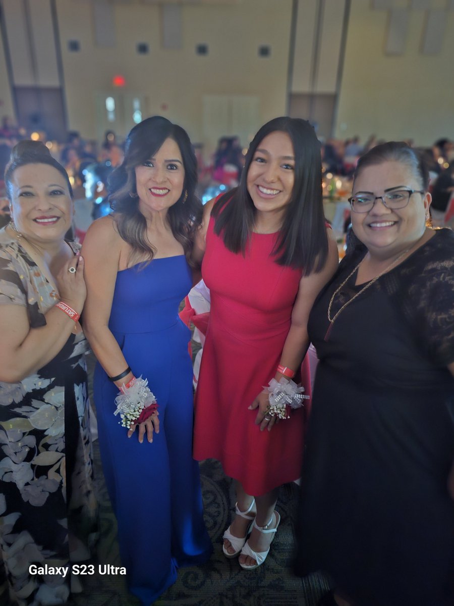 zeila_wittke's tweet photo. "π Celebrating our amazing TOY, Mrs. Jennifer Aguilera, and our incredible SOY, Ms. Ruby Aguayo! Your dedication and hard work inspire us every day. Thank you for making a difference! ππ€π @YsletaISD @monica152712#THEDISTRICT #WeDeliverExcellence #OneSchoolOneTeam #AztecSquad https://t.co/9ywJPpIoMj