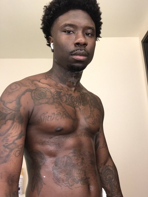 I found you on             I found you on Instagram&rsquo;&rsquo;.               Vs.        Twitter https://t.co