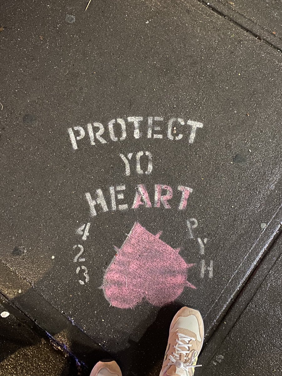 #protectyoheart #streetart #newyork