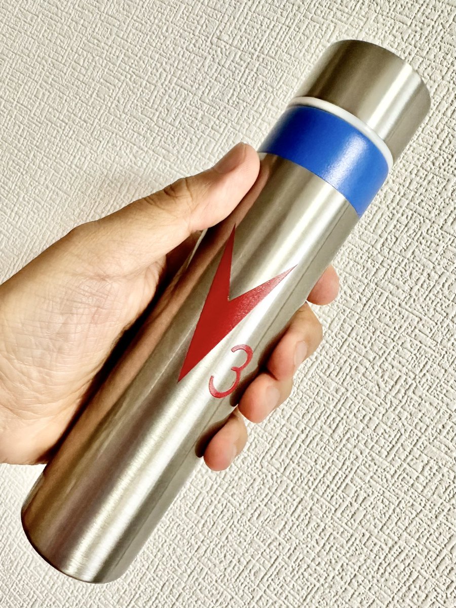 仮面ライダーV3水筒　[レア]海外輸出品 昨日の昭和レトロな世界展の戦利品。 V3ホッパーステンレスボトル