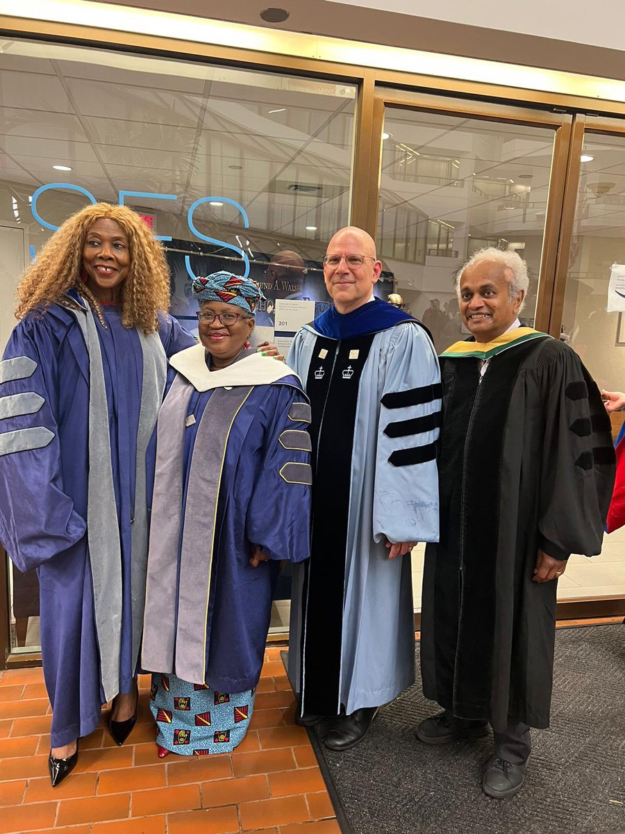 A great honour to be awarded an Honorary Doctorate degree of Doctor of Humane Letters Honoris Causa by the @Georgetown University School of Foreign Service today in Washington DC. Also gave the Commencement address at both the Undergraduate Degree and Masters Ceremonies!