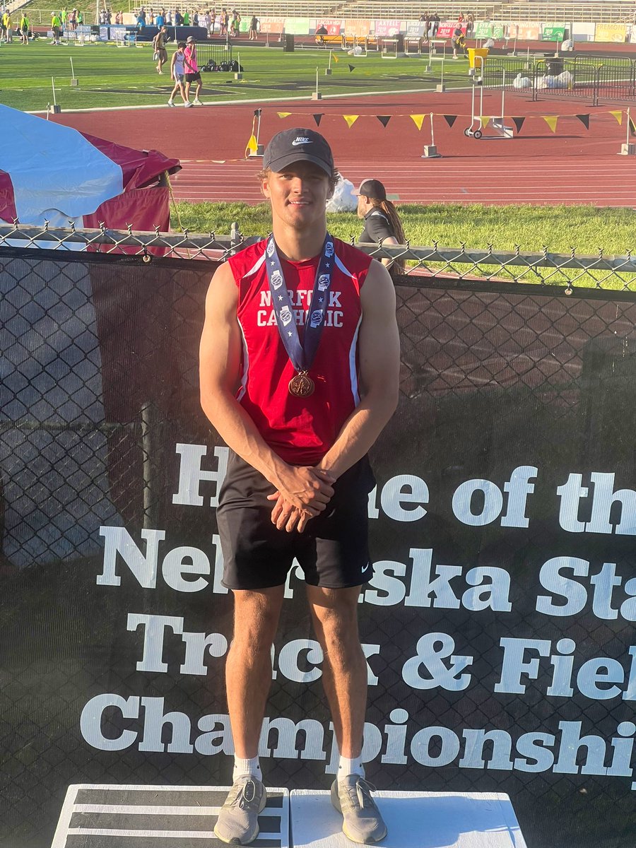 NCRedZone's tweet photo. 🌟 @CarterJanssen15 places 4th in the 100m dash and 6th in the 200m dash!  Congratulations on a great track season &amp; career! We are proud of you! https://t.co/ItETKCt0b5